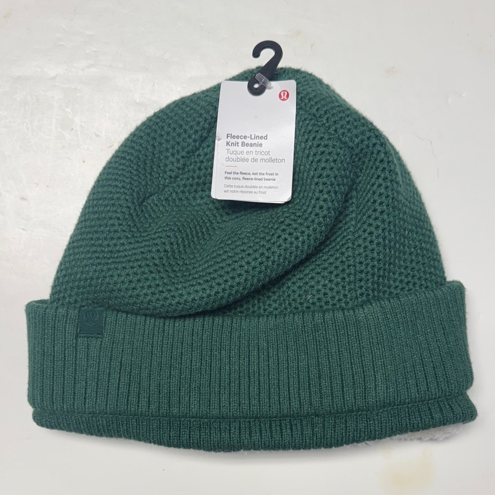 NWT Lululemon Athletica Green Knit Beanie
